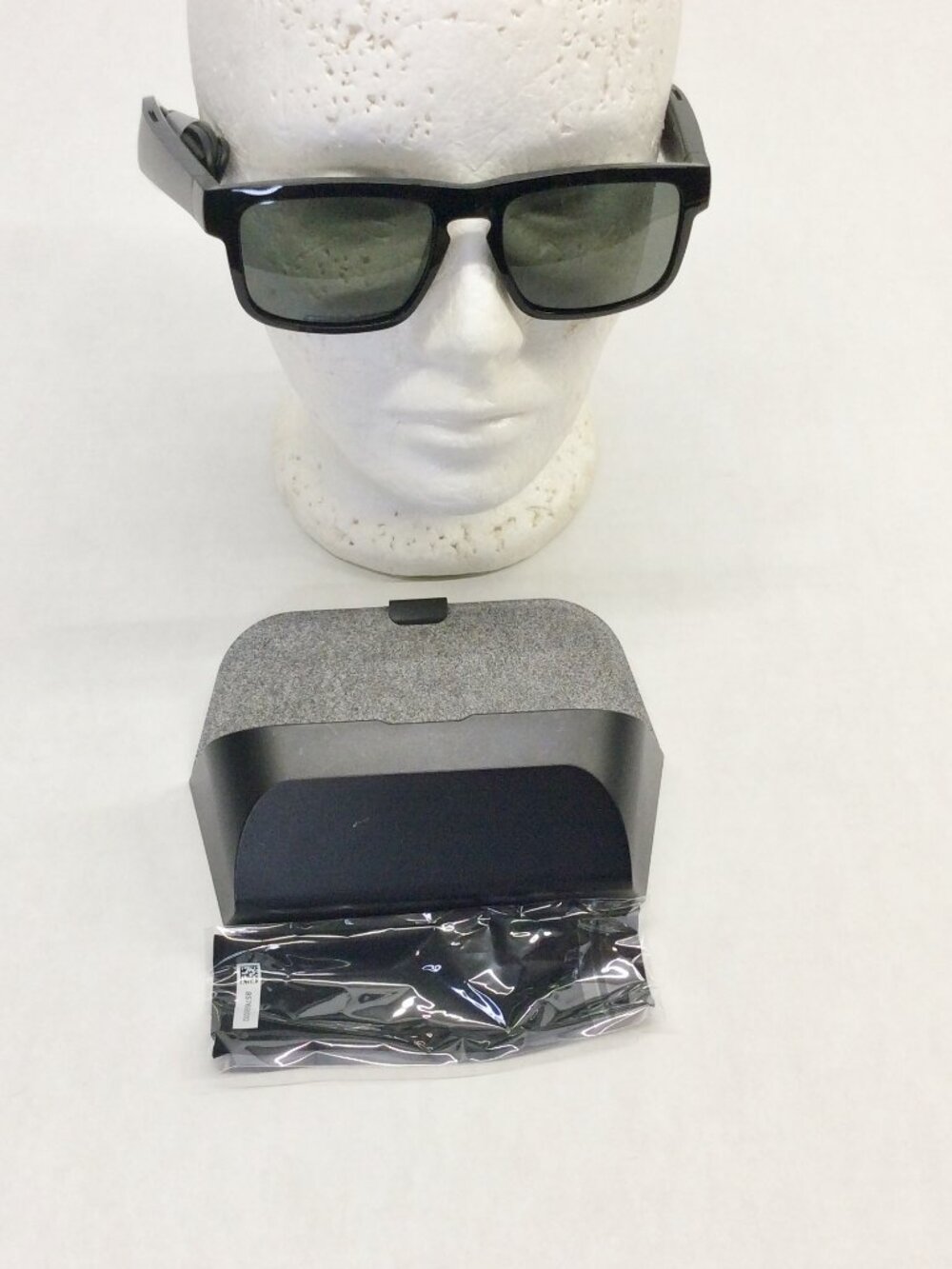 Bose Frames Tenor Sunglasses Black BMD0011 With Case Charger Parts Only